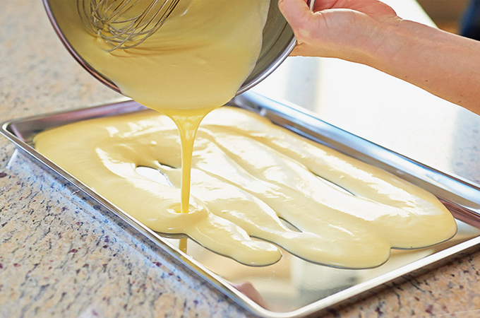 jelly roll pan measurements